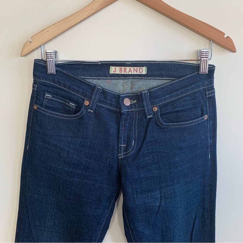 J BRAND cigarette leg jean